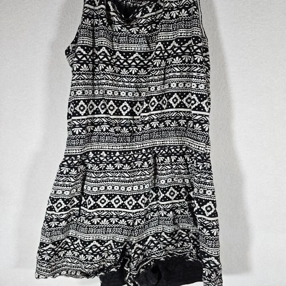 Old Navy Girls Kids Dress with shorts Black White Cotton Size L (10-12)